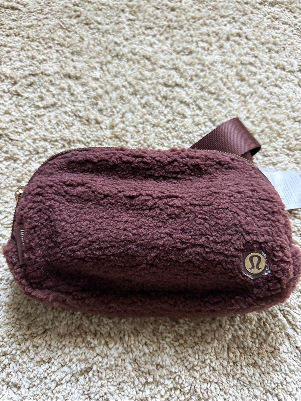 NWT Lululemon Sherpa Belt Bag in Brown